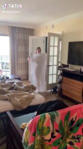 Big Tits Girl Does Naked Disappearing Magic Trick With a Blanket on NSFW TikTok