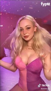 Gorgeous Blonde Leaked TikTok With Hot Tits and Nude Ass Twerk