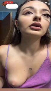 Please tell me that this is not an intentional TikTok livestream nip slip