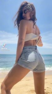 Showed a sexy elastic ass by TikTokFail