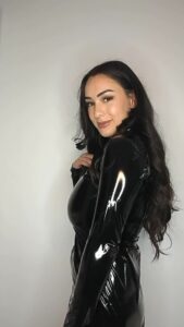 Latex Model Showing boobs by leahgoeswilde