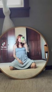Selfie Legs up Sexy legs by humangurl